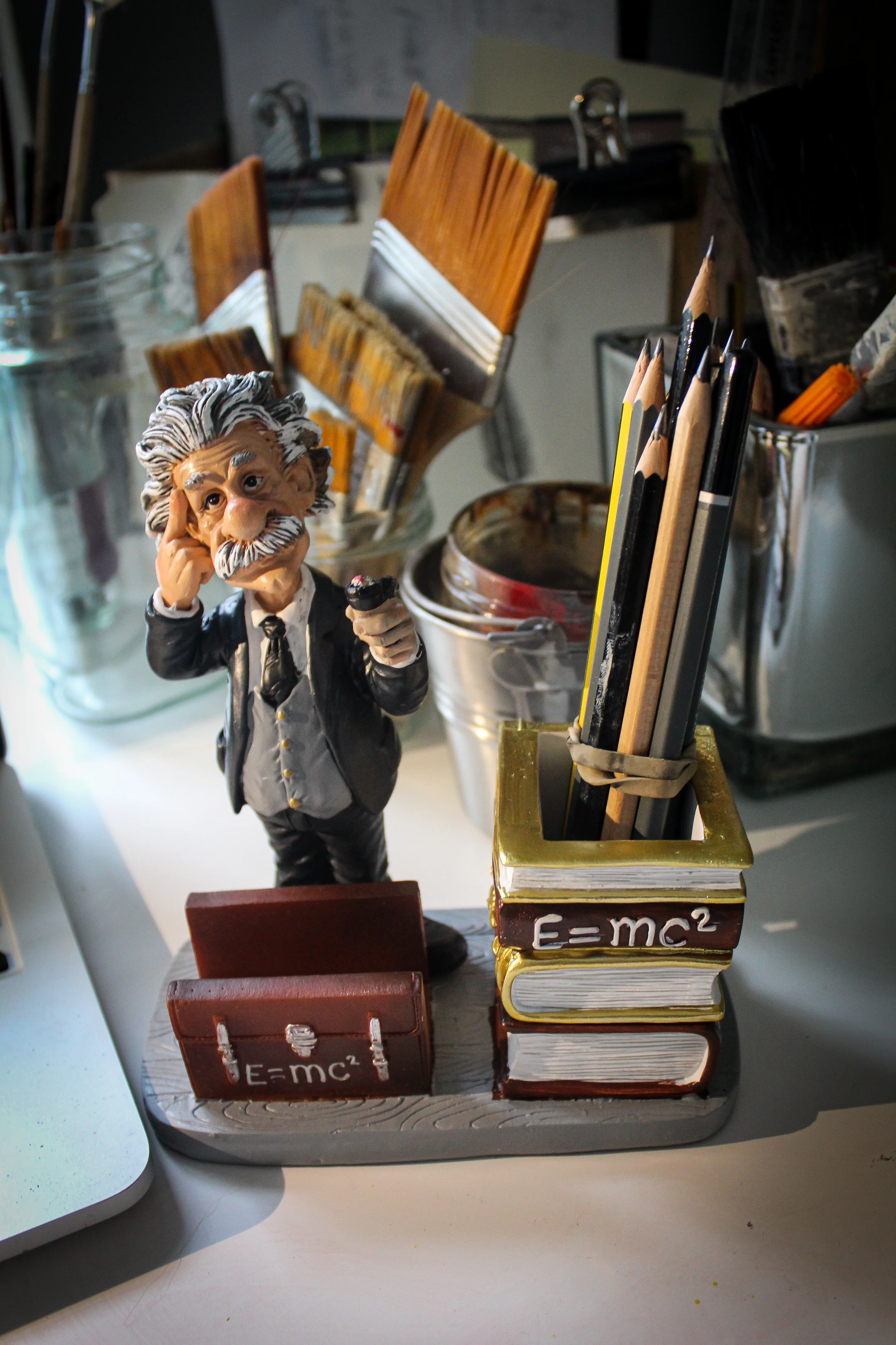 Albert Einstein Figurine (18cm) - Image 2