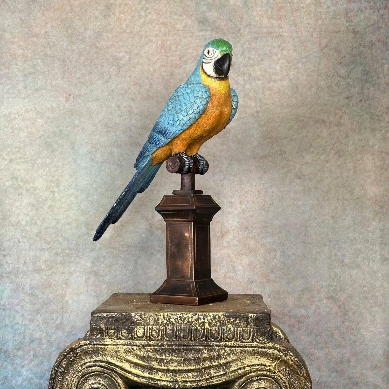 Bentley & Bo - Macaw The Parrot Figurine - Image 2