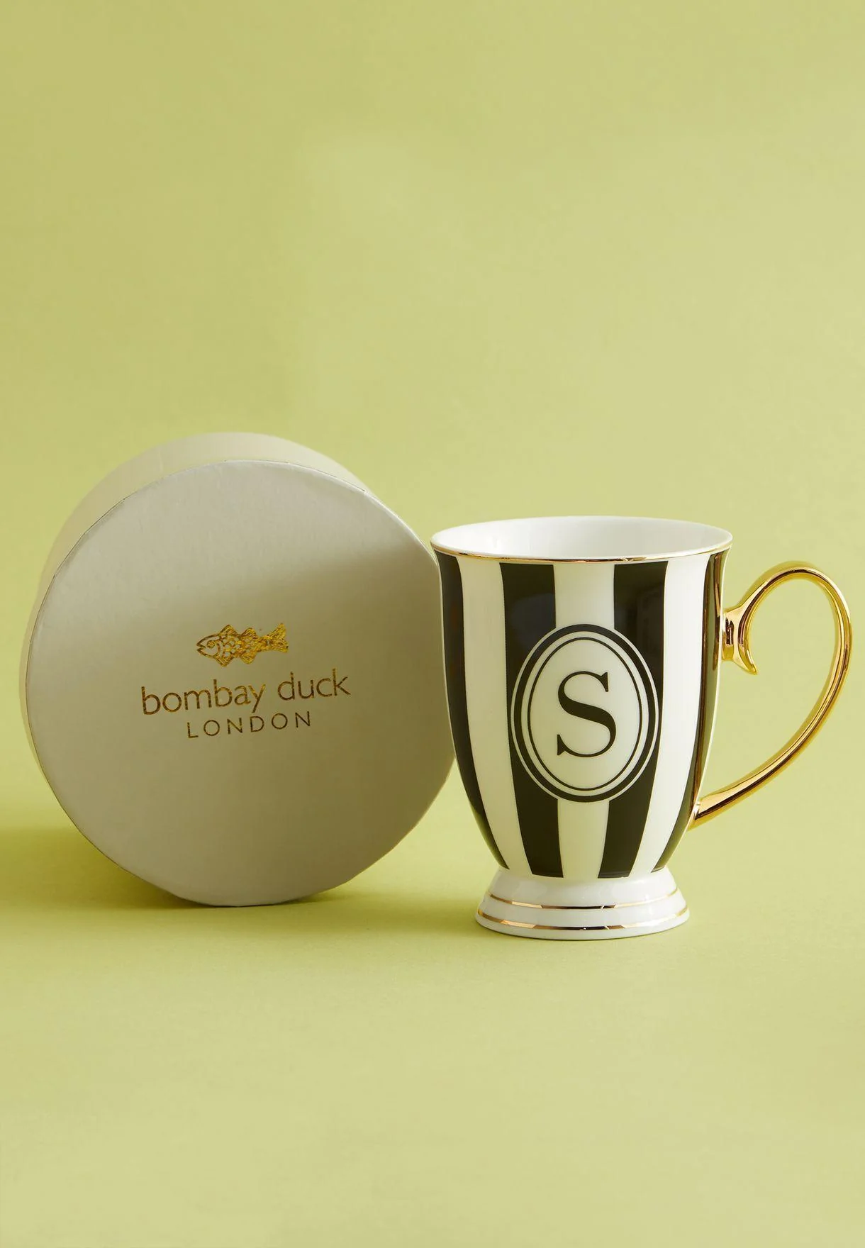 Bombay Duck Alphabet Stripy Mug Letter S Black/White with Gold handle