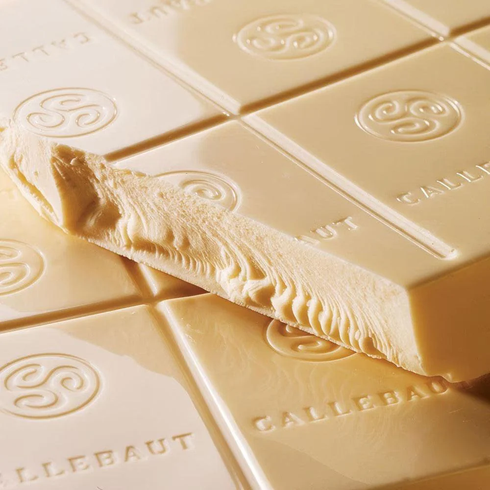Callebaut White Chocolate couverture - W2 (1kg) - Image 3
