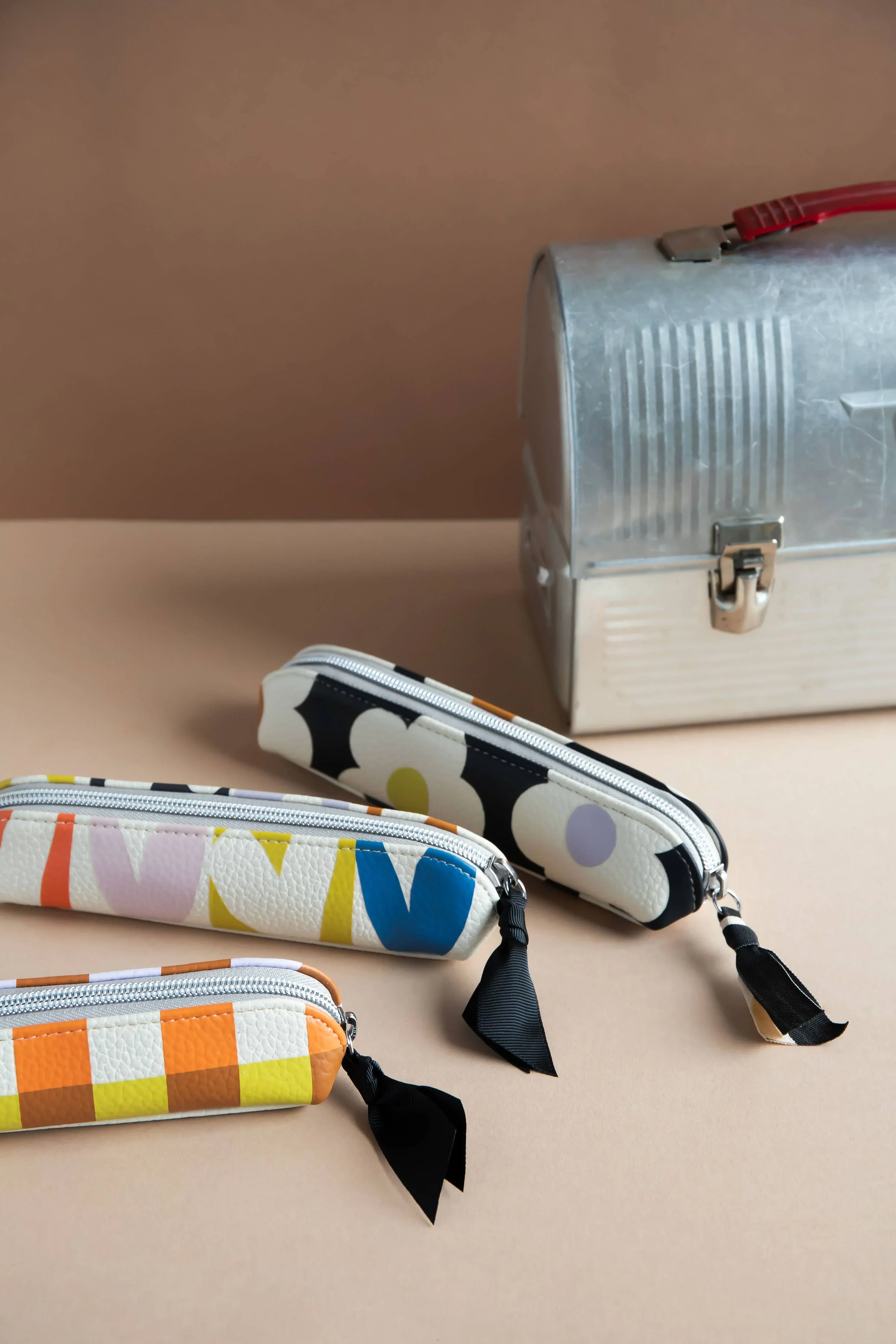 Caroline Gardner Multi Flower Charcoal Pencil Case - Image 6