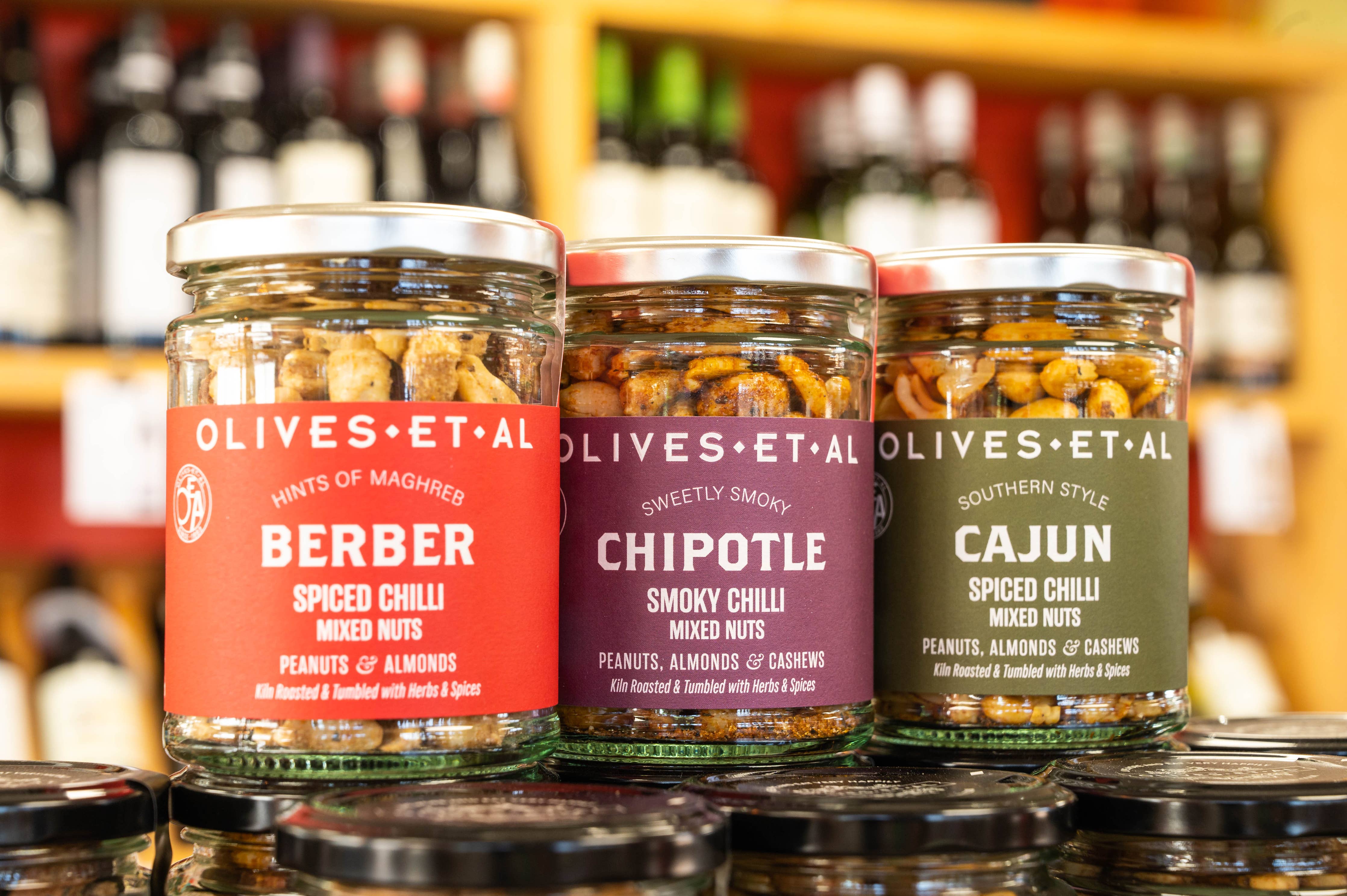 Olives Et AI Chipotle Smoky Chilli Nuts (150g) - Image 4