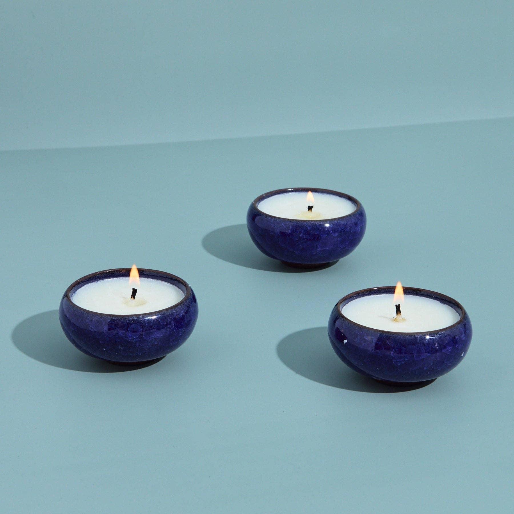 Zesty Lemons Contemporary Kiln Navy Tea Lights - Leather & Sandalwood - Image 5