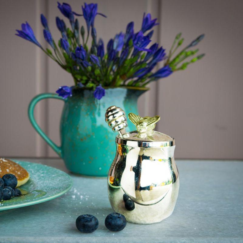 Culinary Concepts Queen Bee Honey Pot with Spreader - Image 3