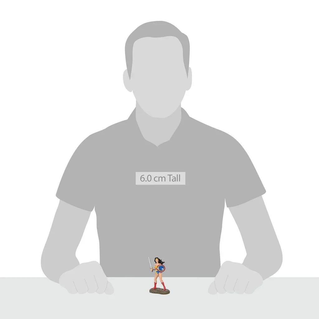Department 56 Wonder Woman Figurine - Image 3