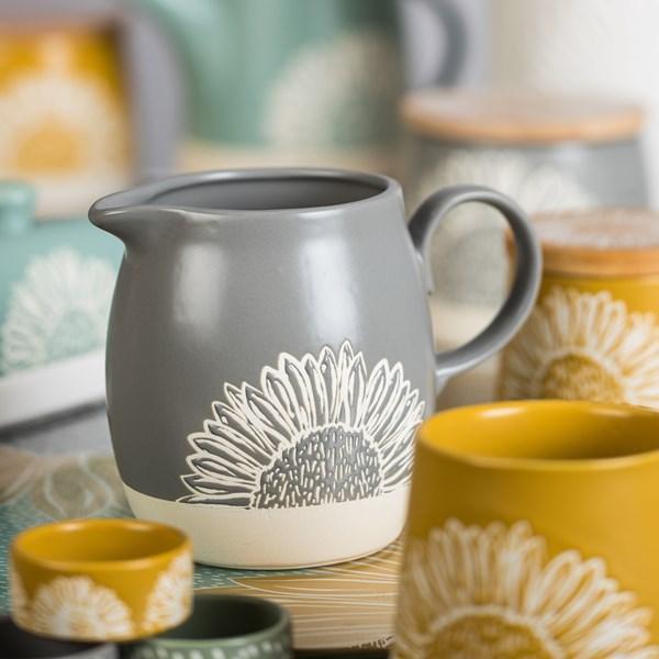 DMD Artisan Flower Pint Jug - Image 2