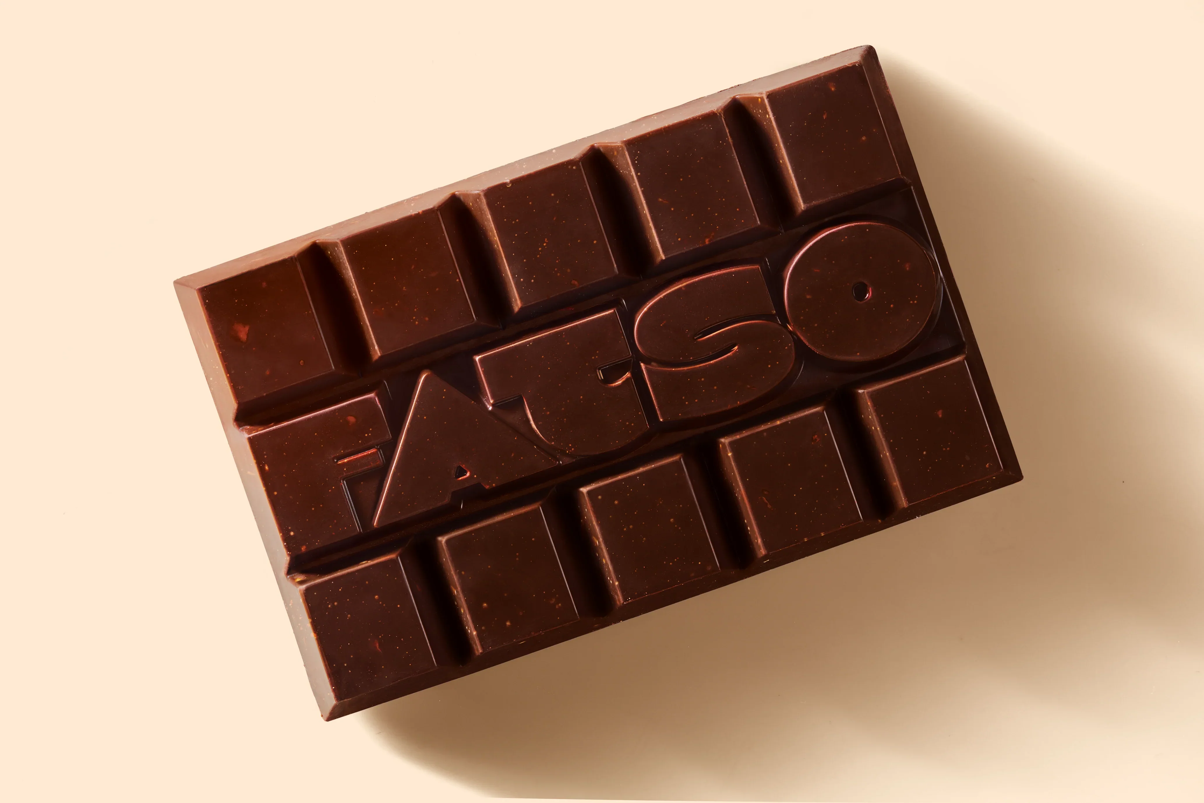Fatso Morn'n Glory - 60% Dark Chocolate Vegan Chunky Bar (150g) - Image 4