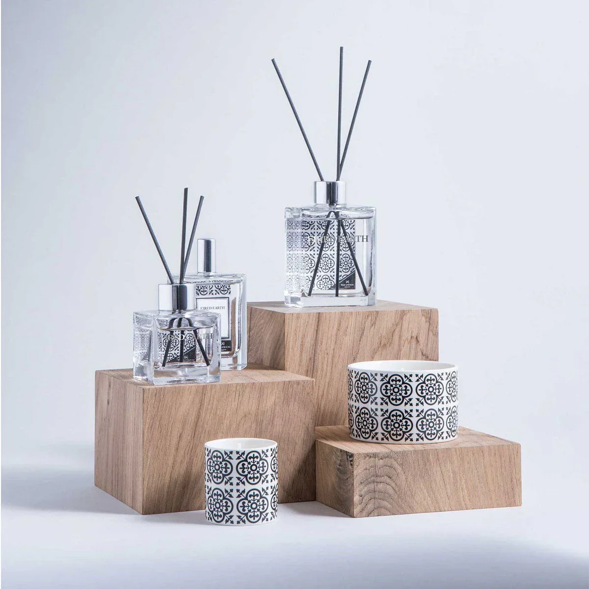 Wax Lyrical UK - Fired Earth Candle Medium Ceramic Black Tea & Jasmine - Image 2
