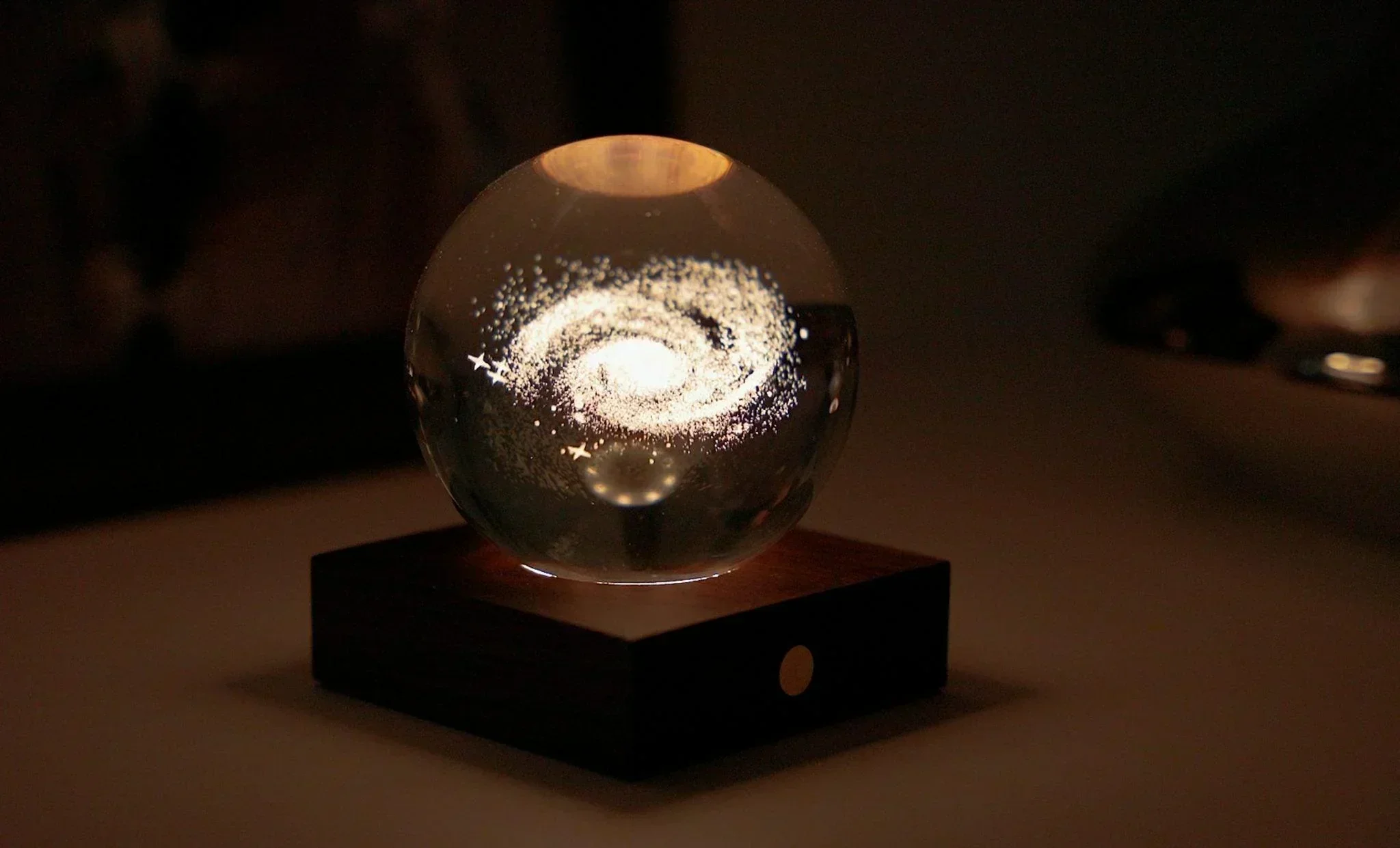 Gingko Amber Crystal Light - Galaxy - Image 4