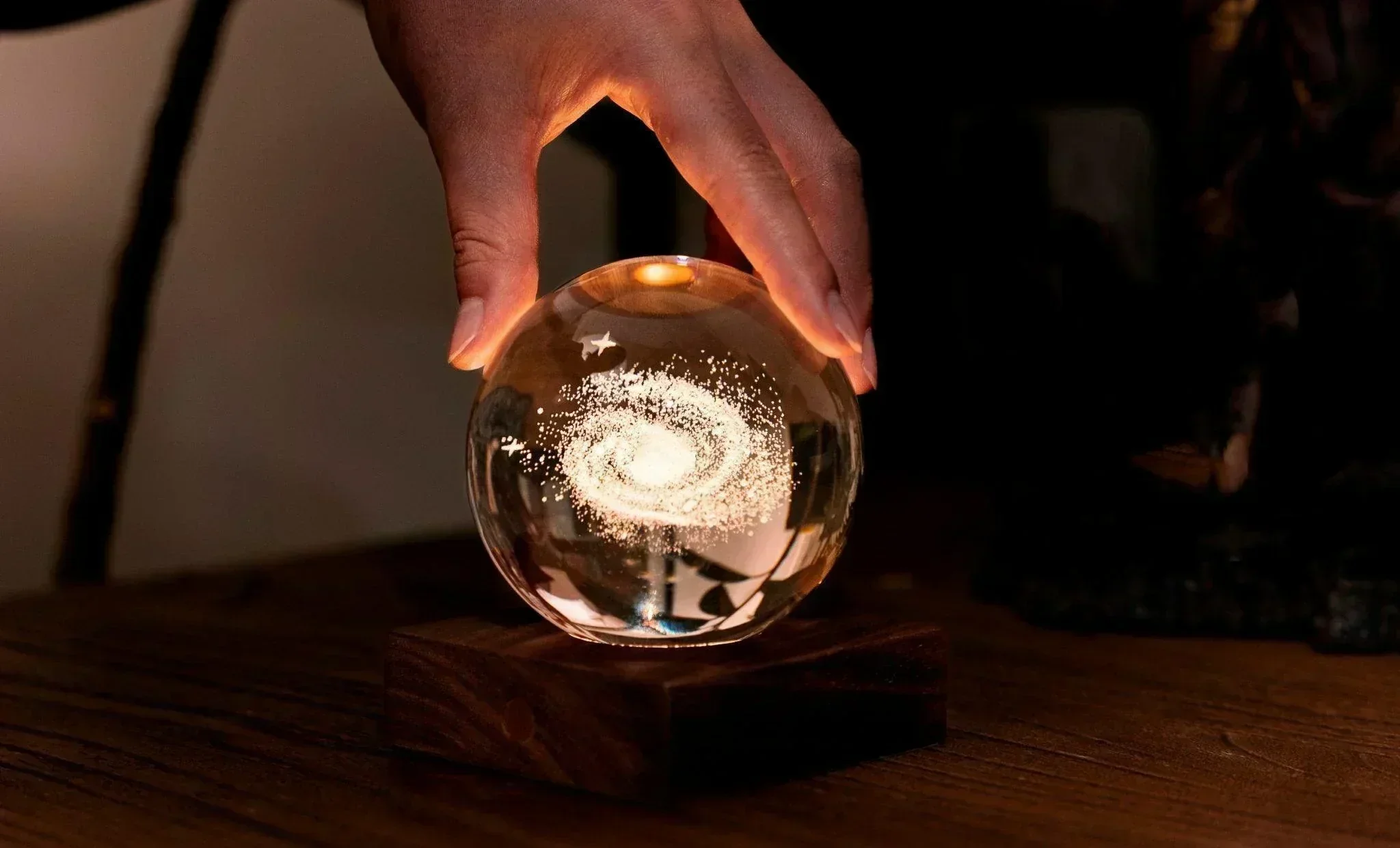 Gingko Amber Crystal Light - Galaxy - Image 5