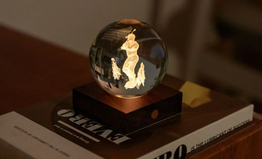 Gingko Amber Crystal Light - Golf - Image 2