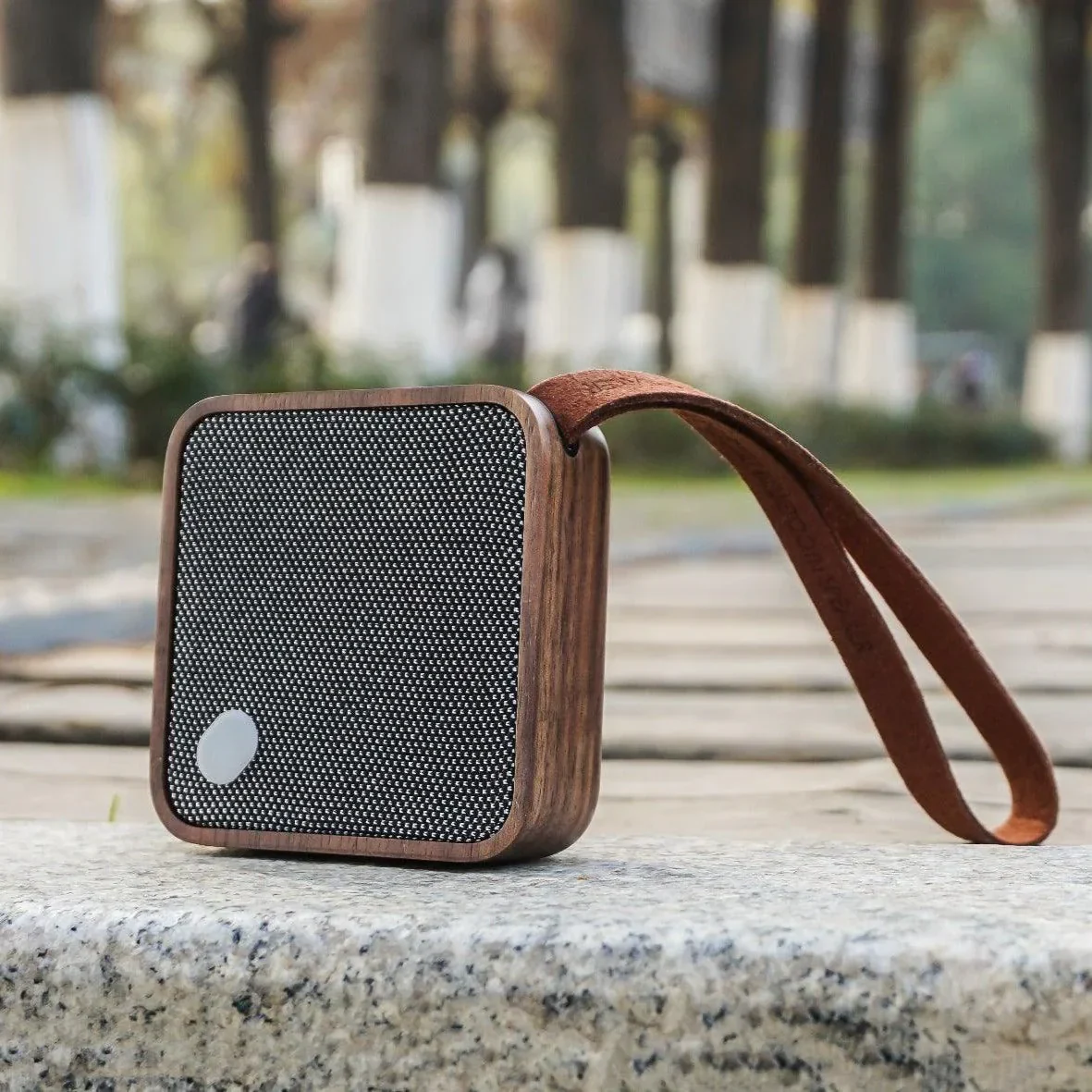 Gingko Mi Square Pocket Speaker - Walnut