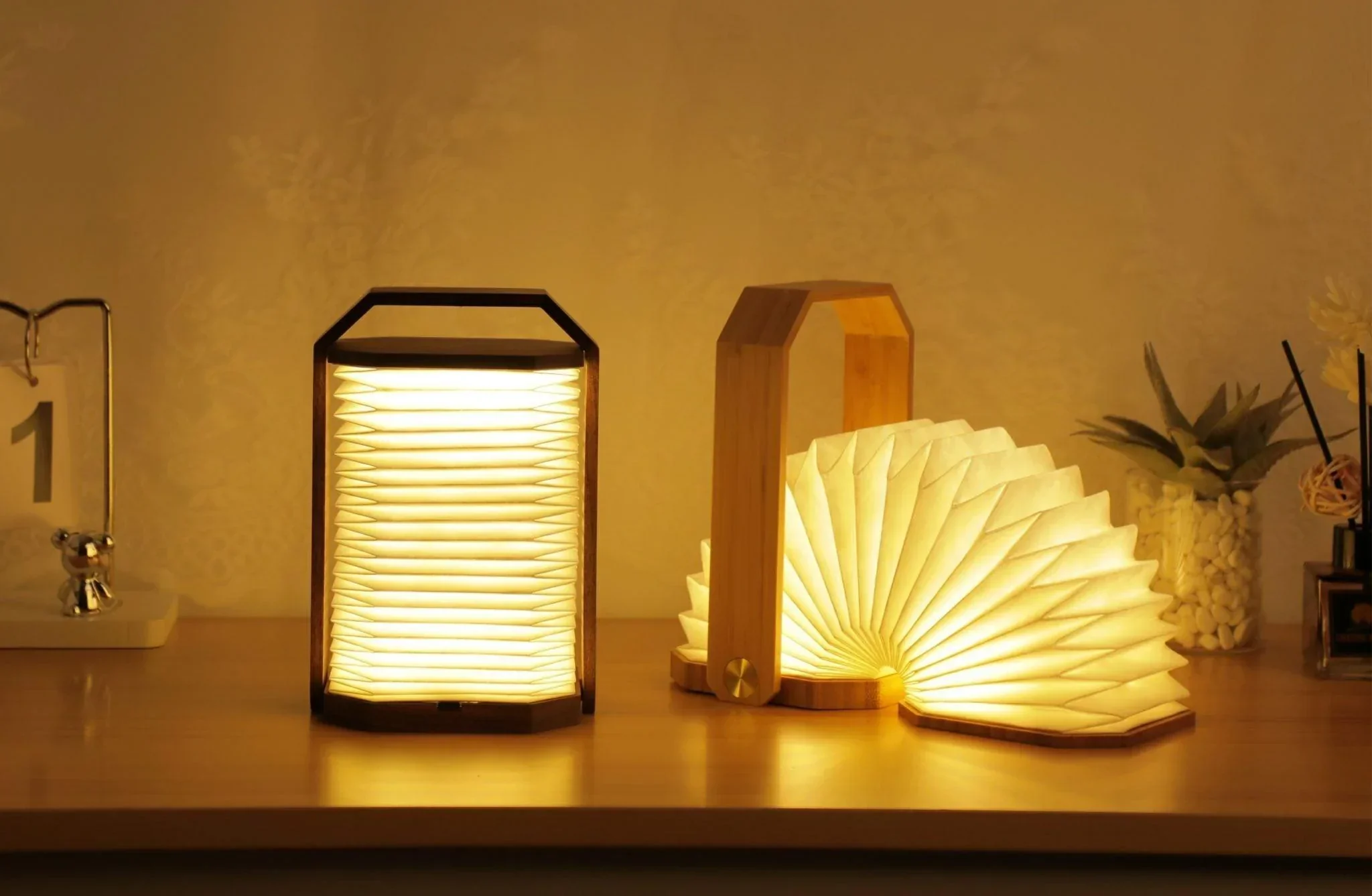 Gingko Smart Origami Lamp - Walnut - Image 3