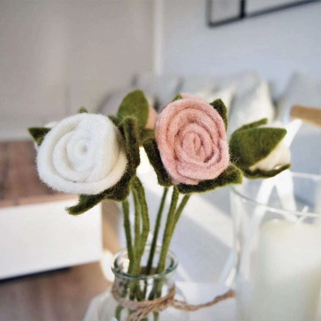 Gry & Sif Felted Wool Florals Rose - White (30cm) - Image 4