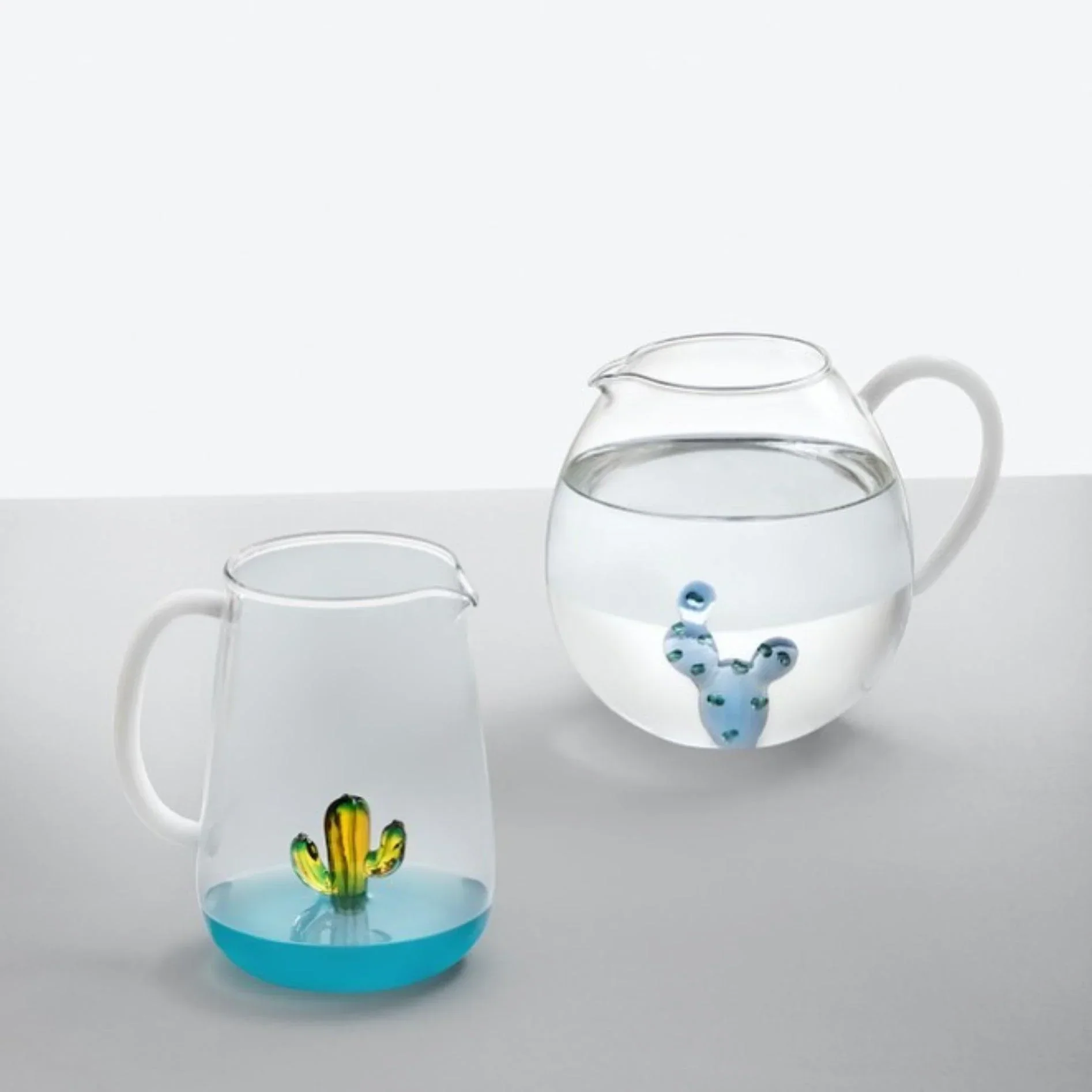 Ichendorf Milano Glass Jug - Green & Amber Cactus (1.7L) - Image 2