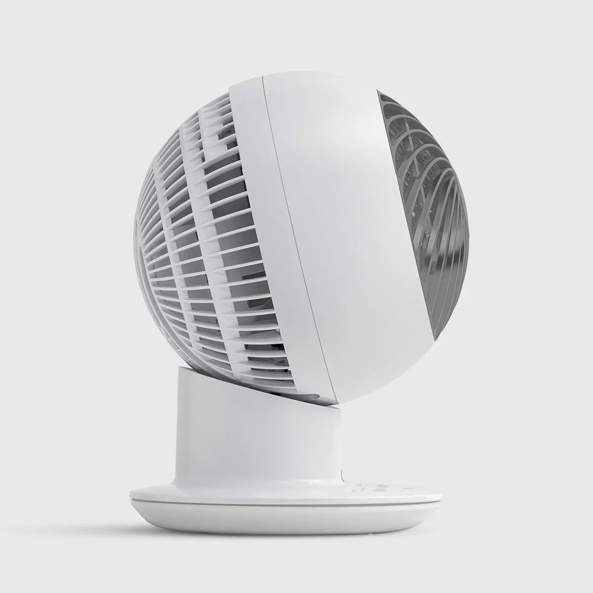 Iris Woozoo Air Circulator Fan With Remote - White - Image 3