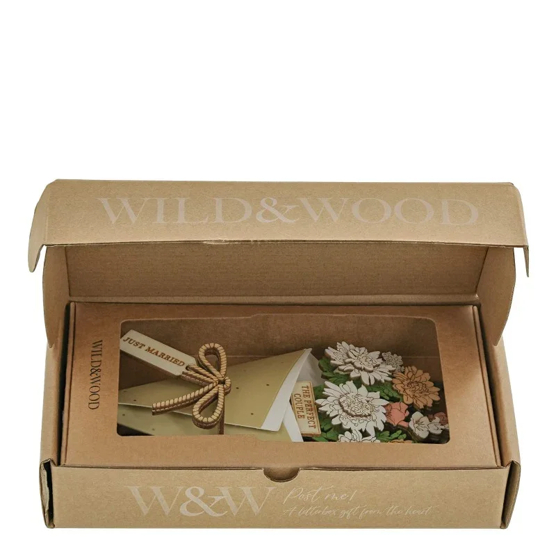 Just Married 3D Flower Figurine Card (10cm) - Image 10