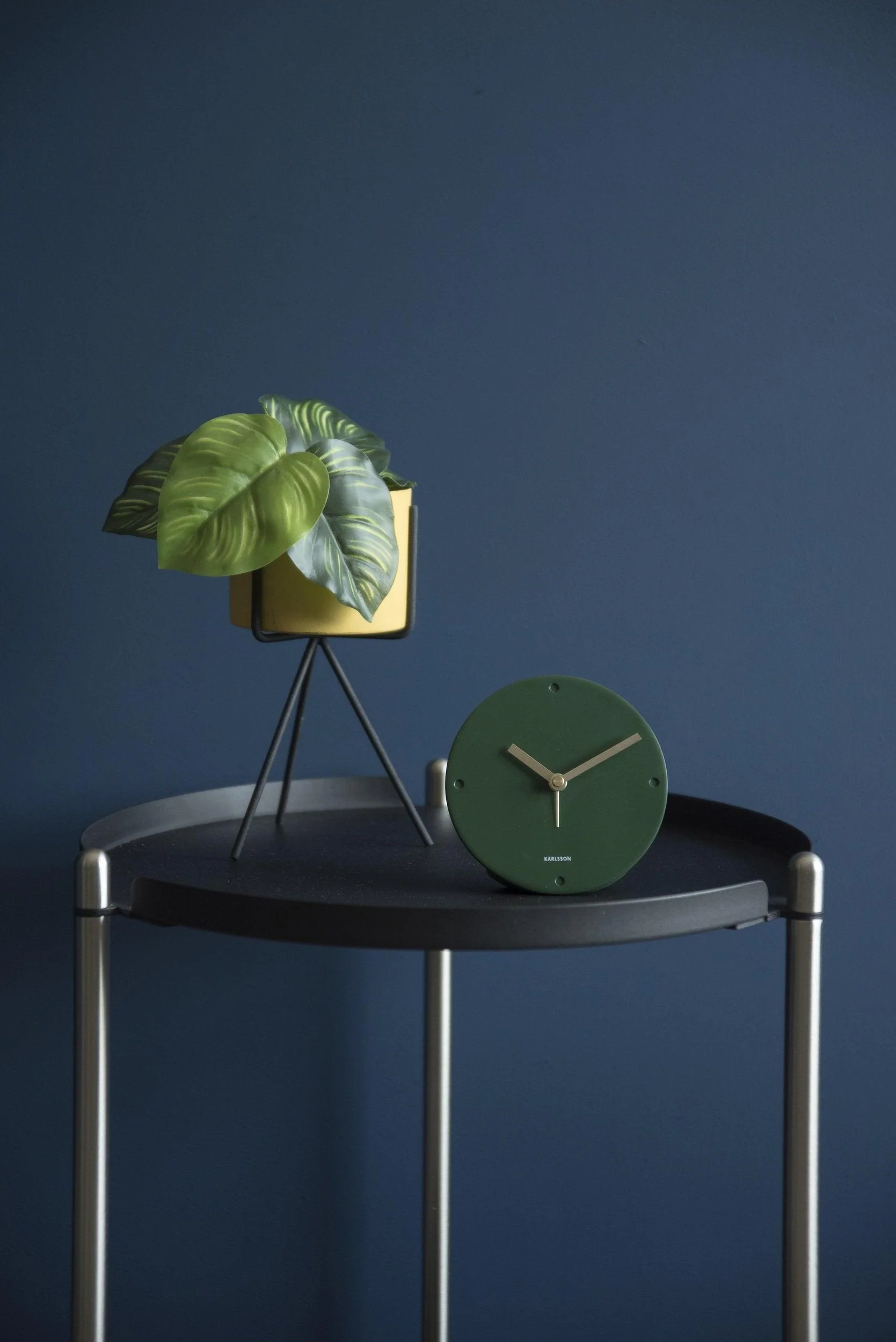 Karlsson Mantel Alarm clock - Black - Image 2