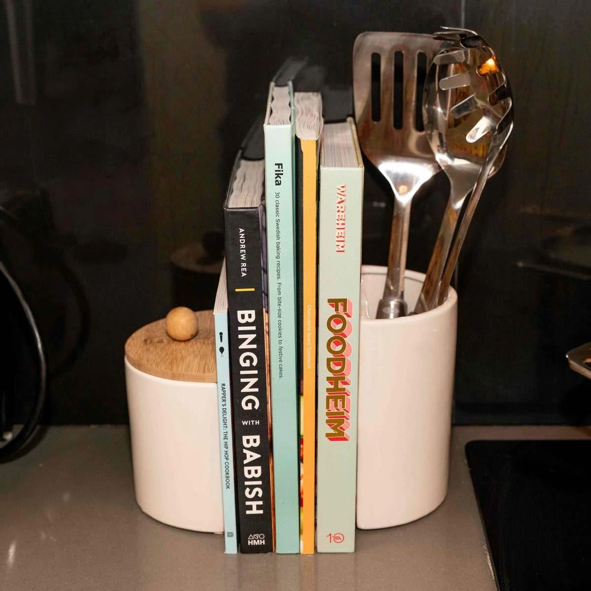 Kikkerland Ceramic Cookbook Ends - Image 5