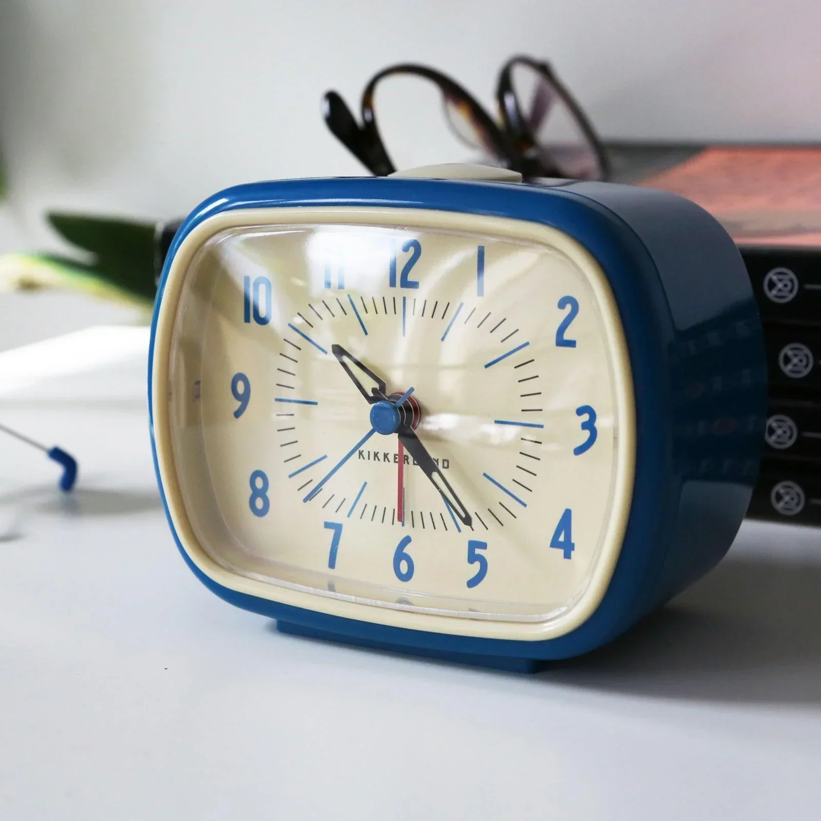 Kikkerland Retro Alarm Clock - Blue - Image 3