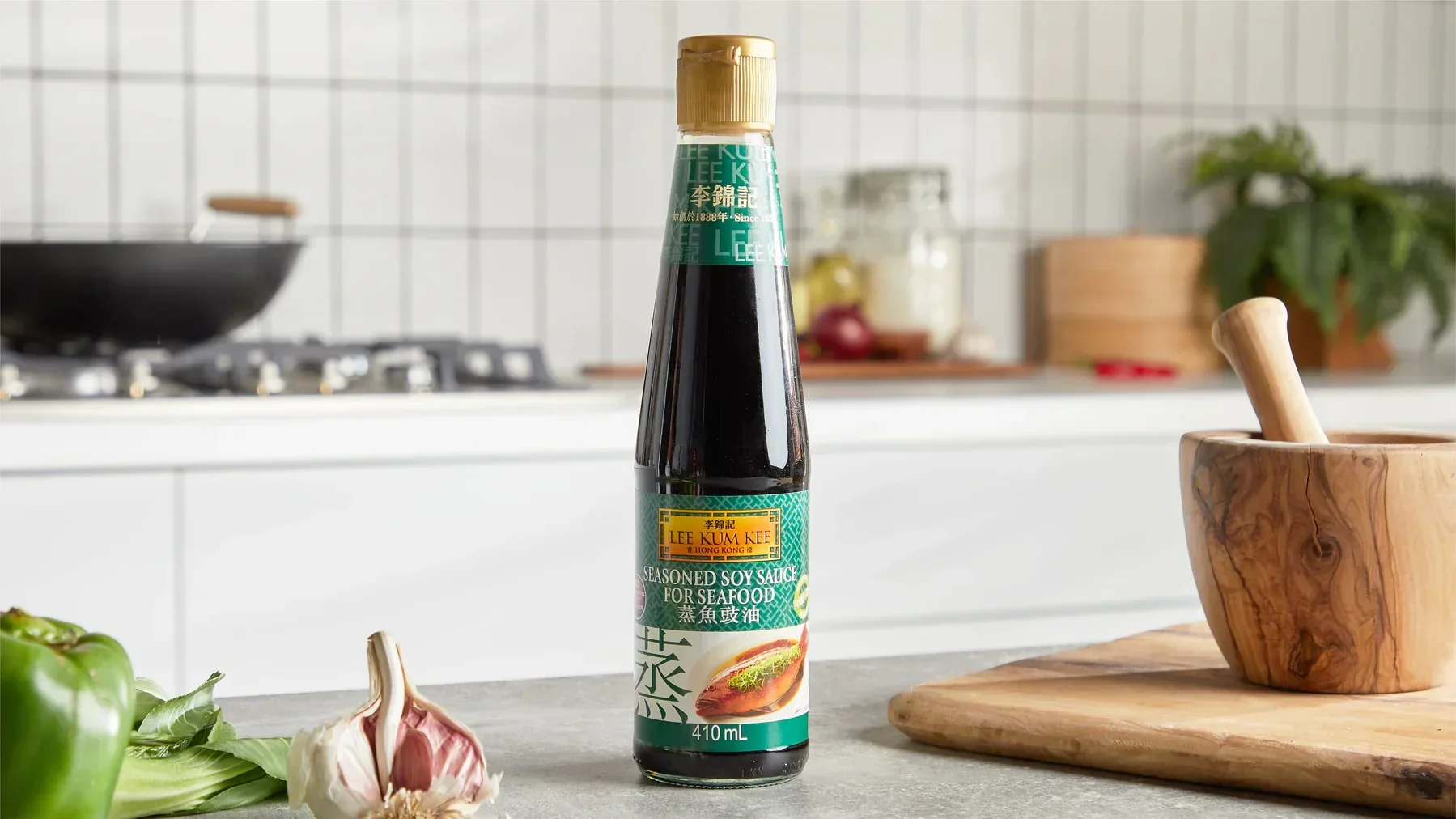 Lee Kum Kee - Seasoned Soy Sauce For Seafood (410ml) - Image 2