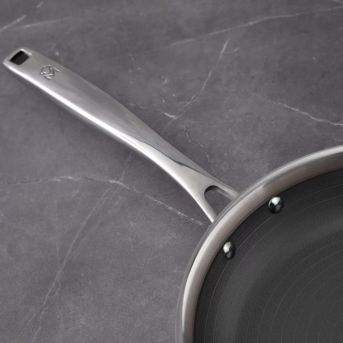 MasterPro Ceratech Ceramic Fry Pan Set (2 Piece) - Image 6