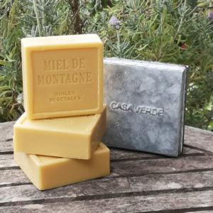 Savon De Marseille Floral Miel De Montage Soap (130g) - Image 2