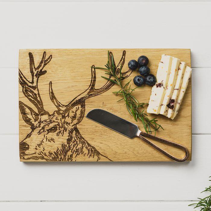 Selbrae House - Oak Cheese Board & Knife Set - Stag - Image 4