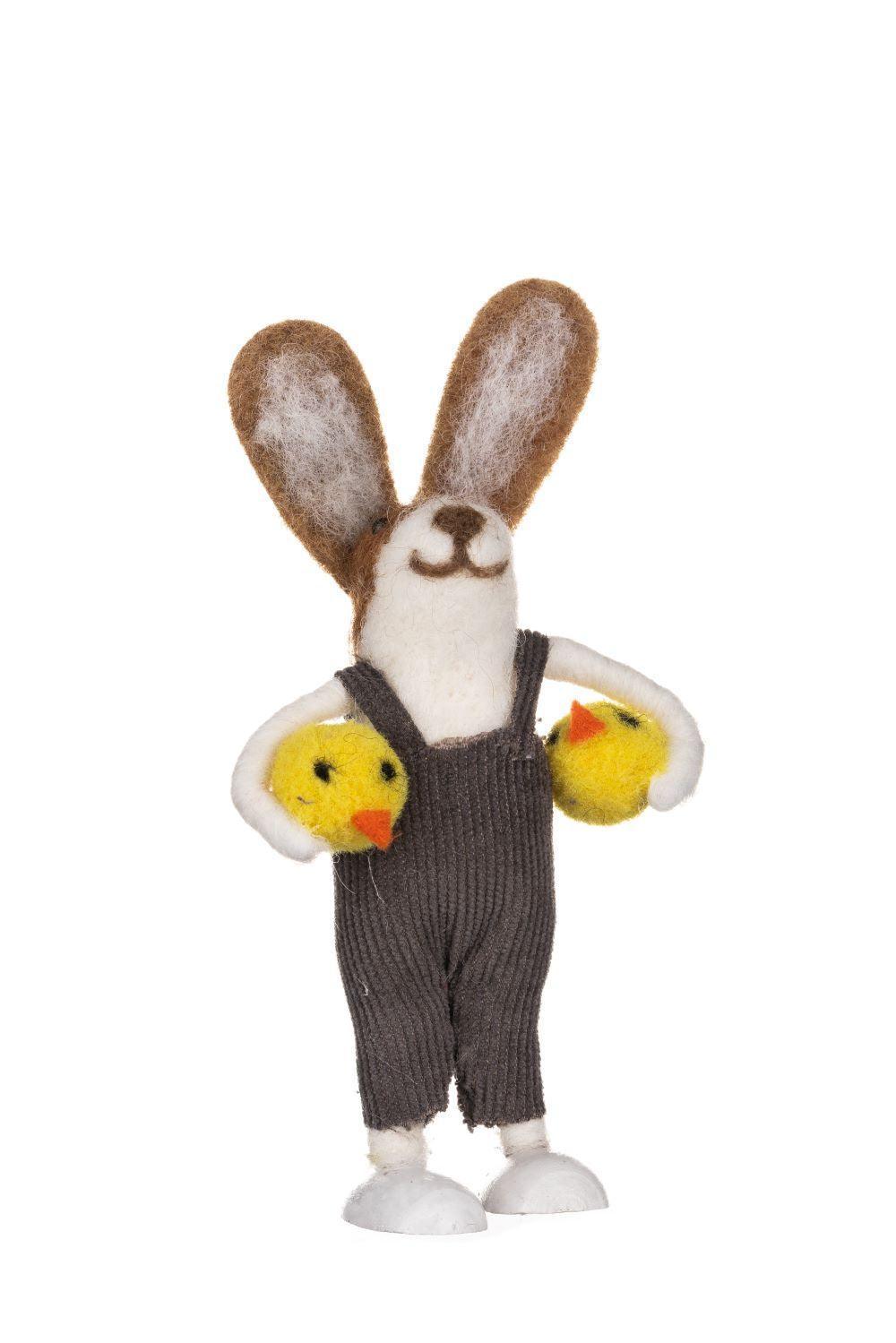 Shoeless Joe Hare Carrying Chicks