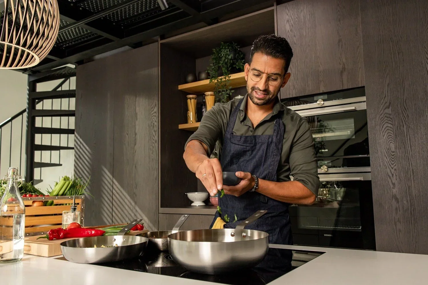 Skottsberg Stainless Steel Wok (28cm) - Image 3