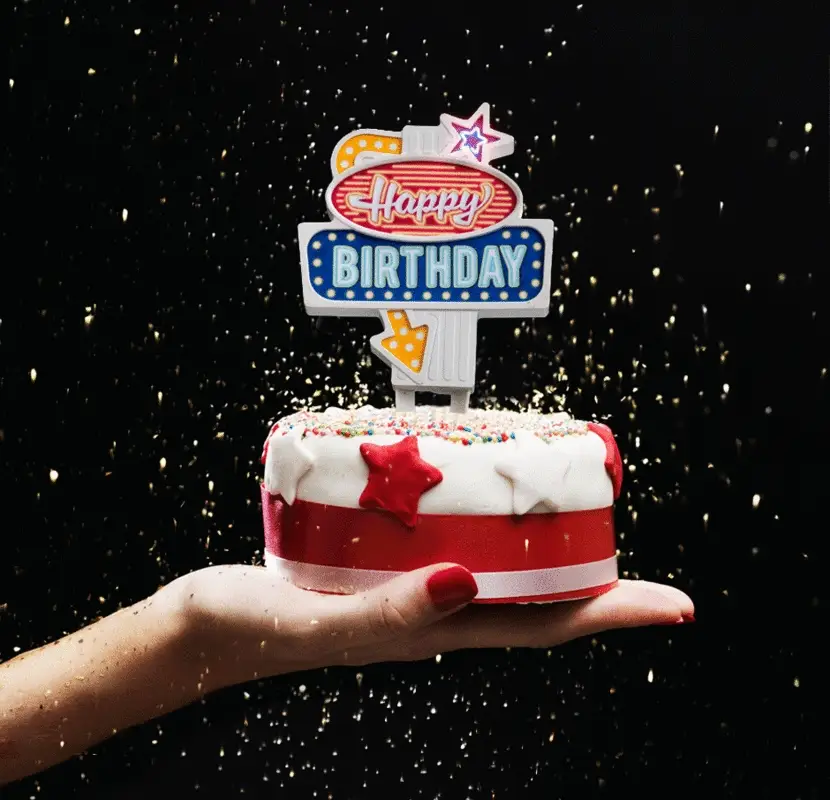 Suck UK Flashing Cake Topper - Image 9