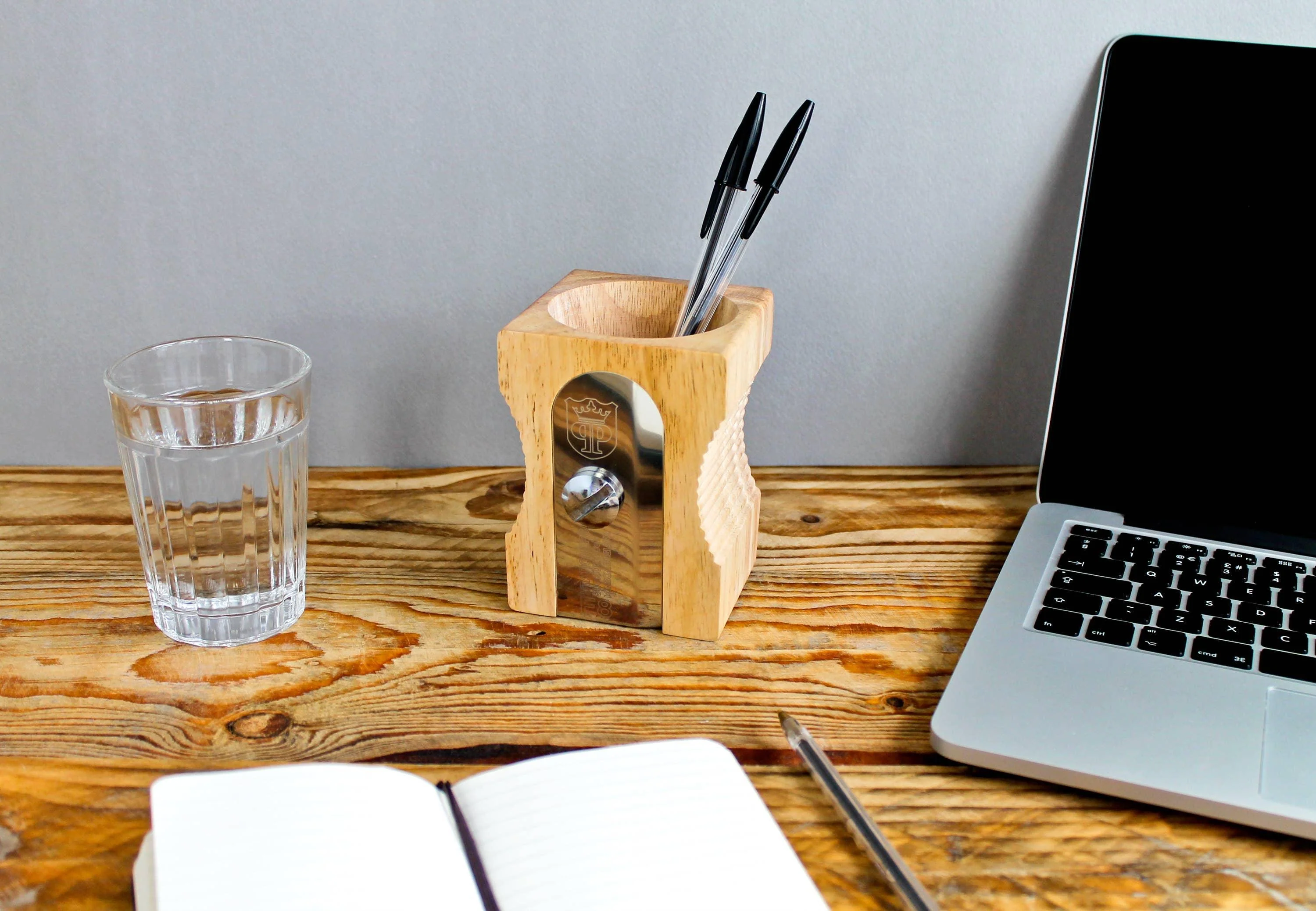 Suck UK Wooden Sharpener Desk Tidy - Original - Image 3