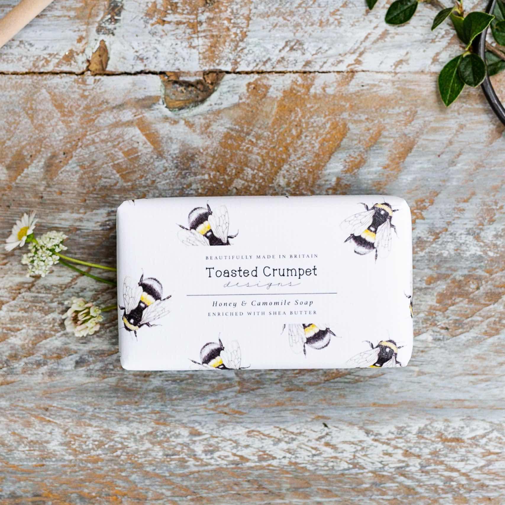 Toasted Crumpet Honey & Camomile Soap (Bee Collection) - Image 2