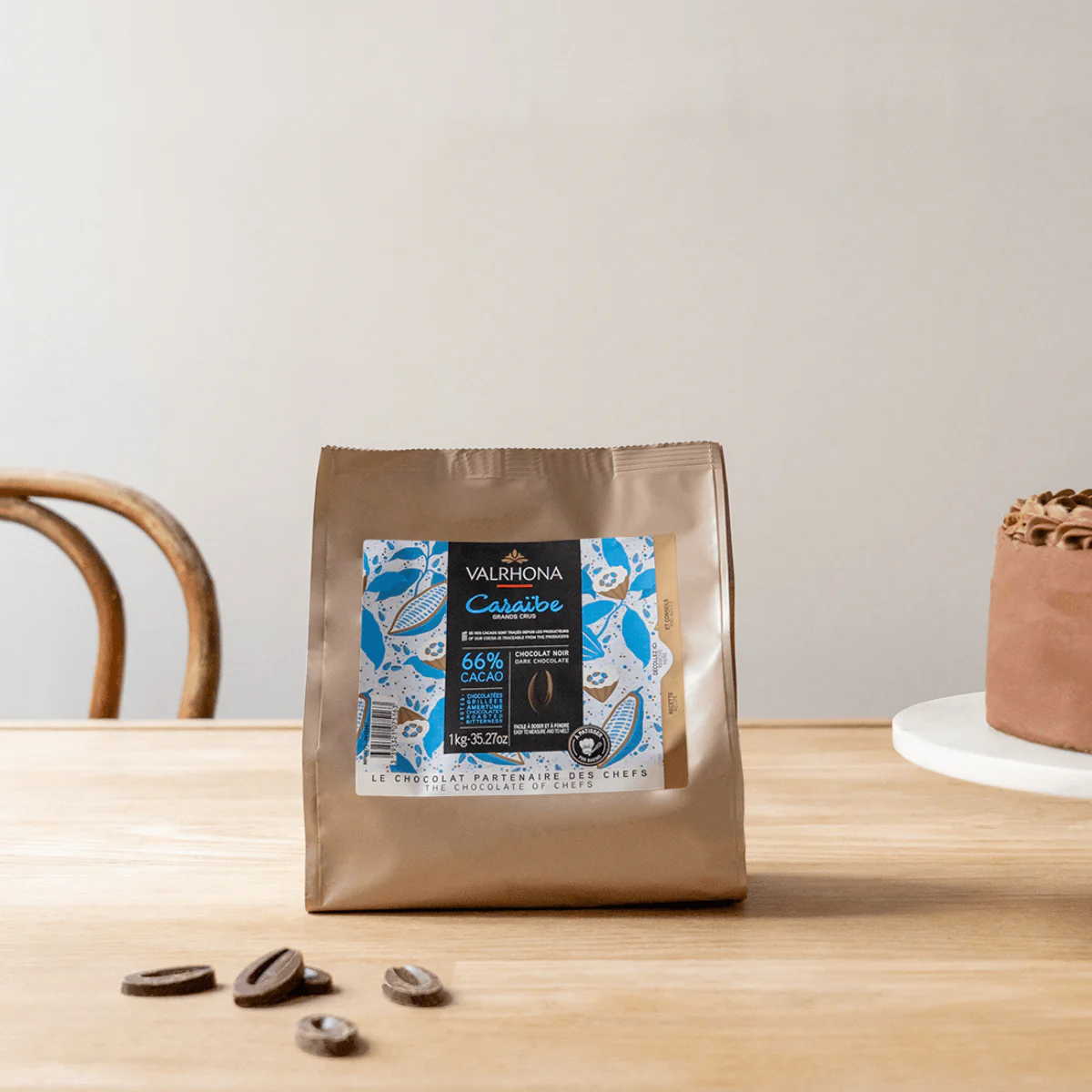 Valrhona Caraibe 66% Grand Cru Dark Chocolate Chips (1kg) - Image 3