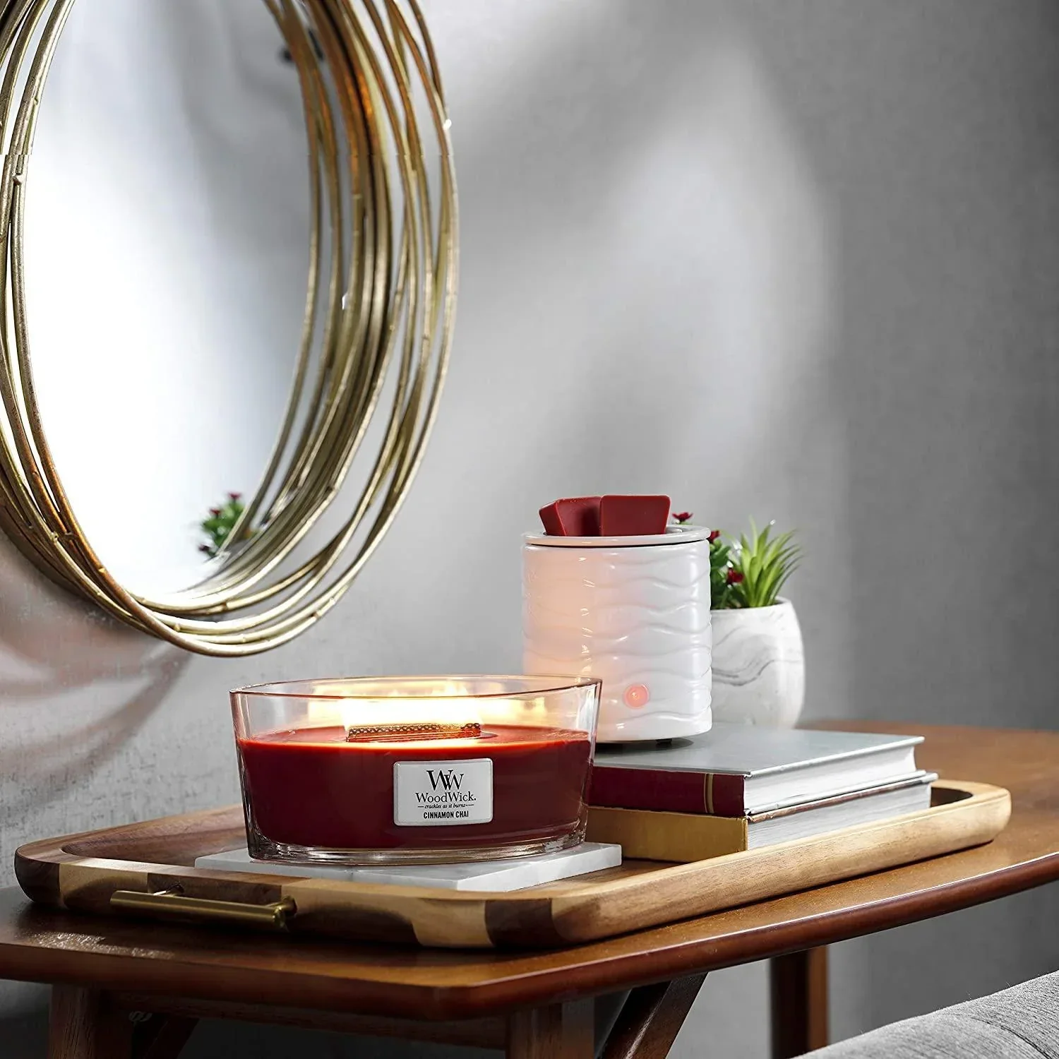 WoodWick Cinnamon Chai Ellipse Scented Candle (453g) - Image 4