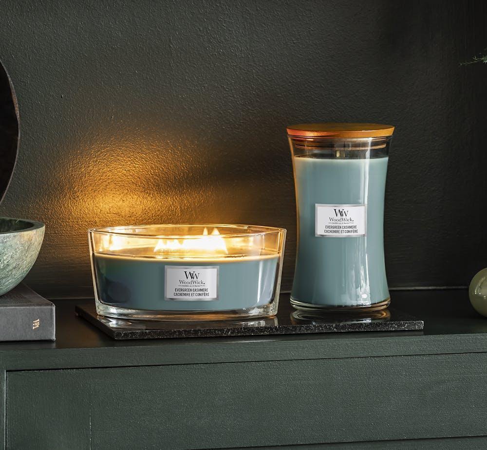 WoodWick Evergreen Cashmere Ellipse Candle (453g) - Image 2