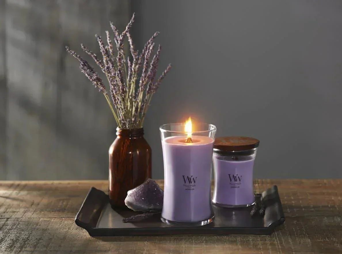 WoodWick Large Hourglass Lavender Spa Scented Candle (609g) - Image 3
